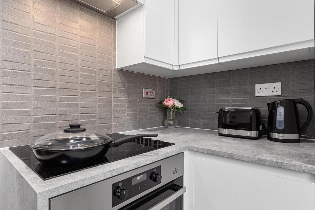 Central London Luxury, Relaxing Apartment! 2 Mins From Paddington Station! Szoba fotó